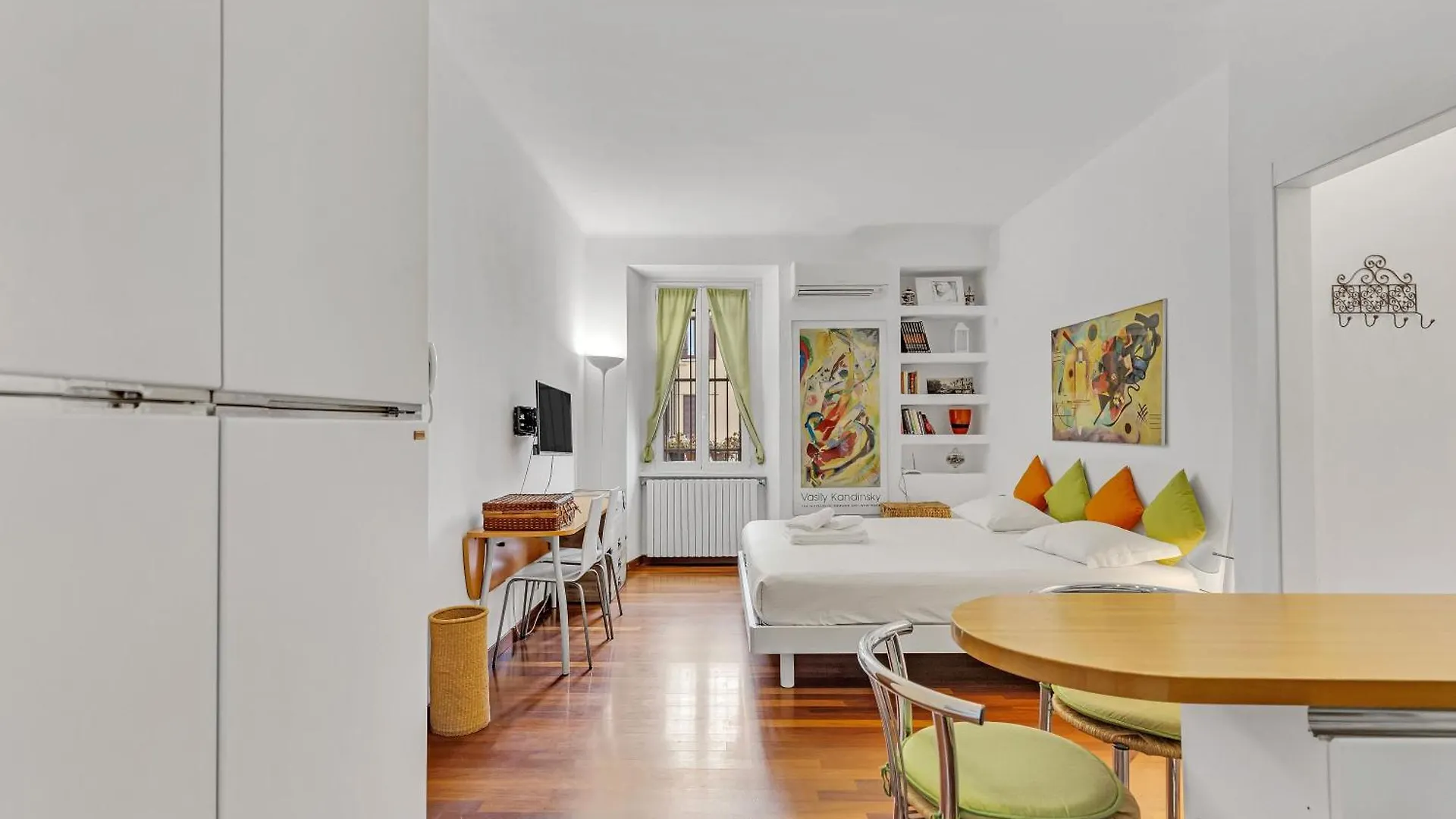 Naviglio 13 - Welcomely Milan Apartment