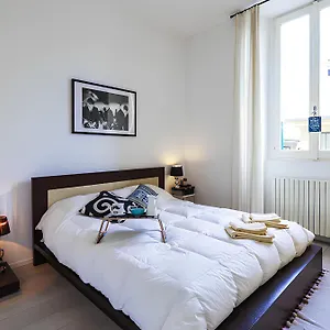 Apartment Design District -, Milan